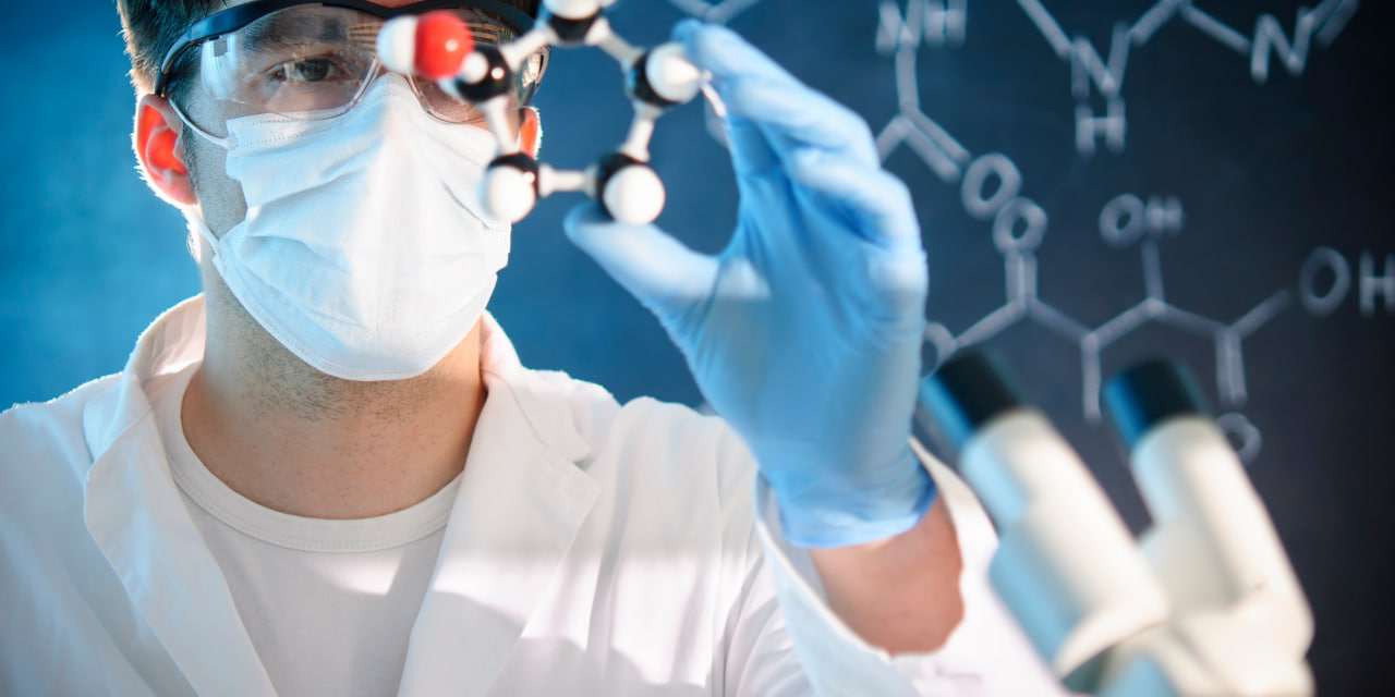 301. Bilimsel Plastik Enjeksiyon Kalıplama